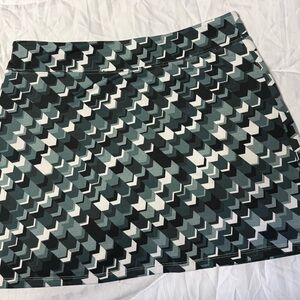 Lola Abstract Mini Skort - Black, Green, White